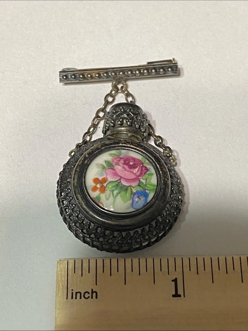PRETTY Vintage Limoges Silver tone floral Filigree Perfume Bottle bar Pin Brooch